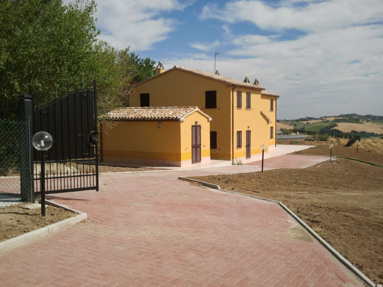 Ristrutturazione Agriturismo Corinaldo
